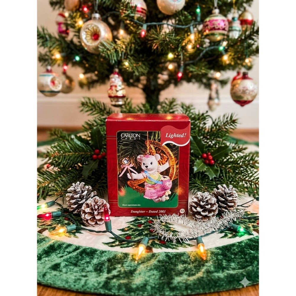 Carlton Cards Heirloom "Daughter" Bear on Moon Lighted Ornament 2001 Christmas